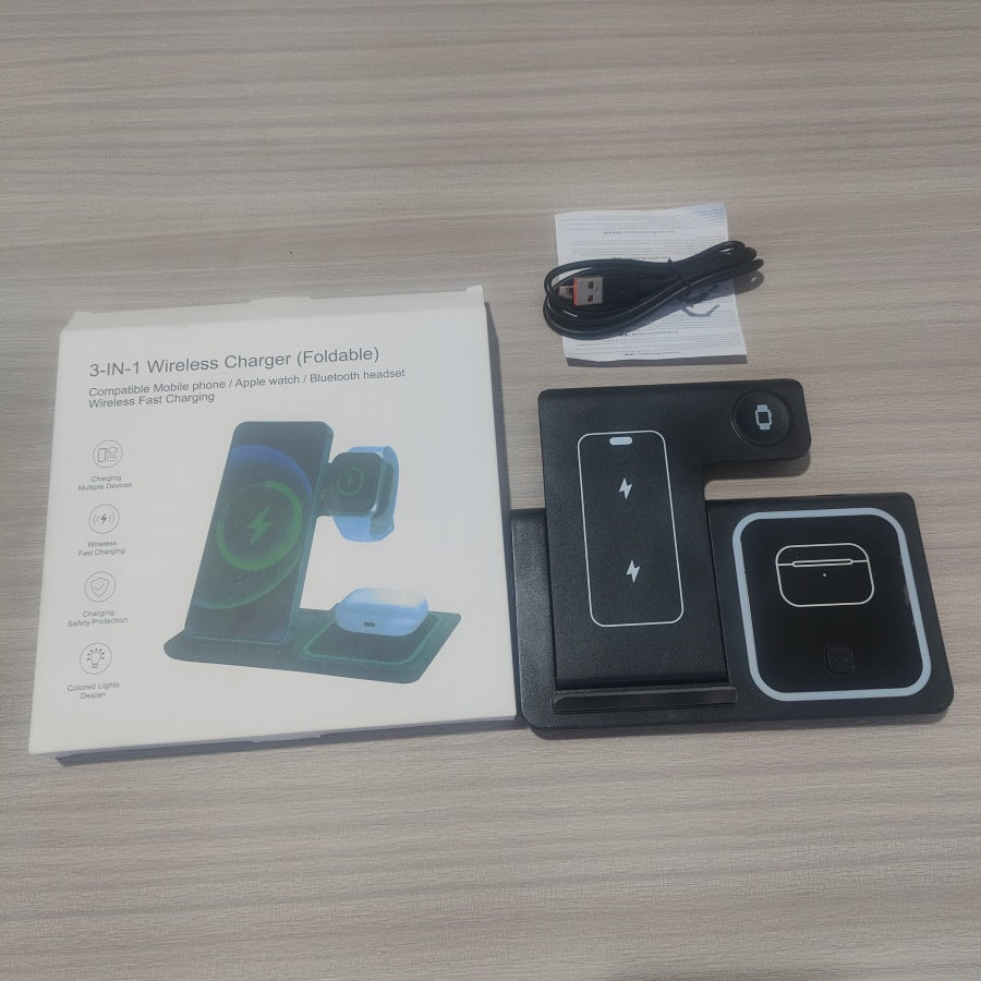 15W Foldable 3-in-1 Wireless Charger - Earbuds charging area